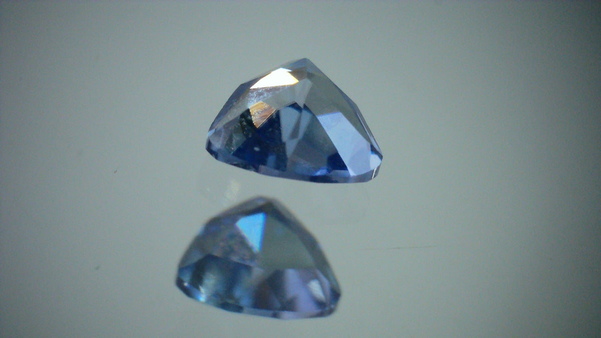 ベニトアイト 0.18ct 【IR041】