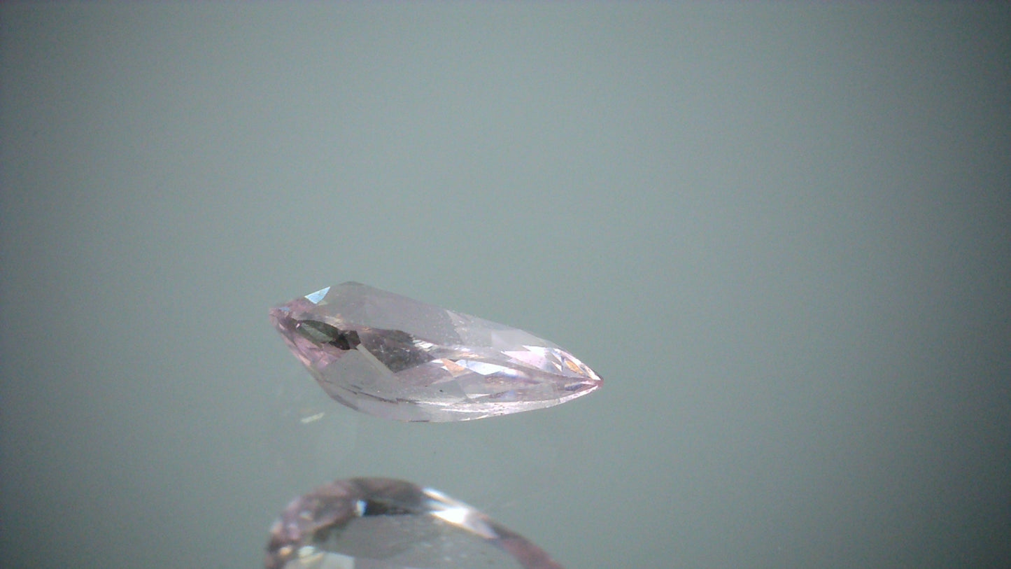 ピンクゾイサイト 0.13ct  【AR851】
