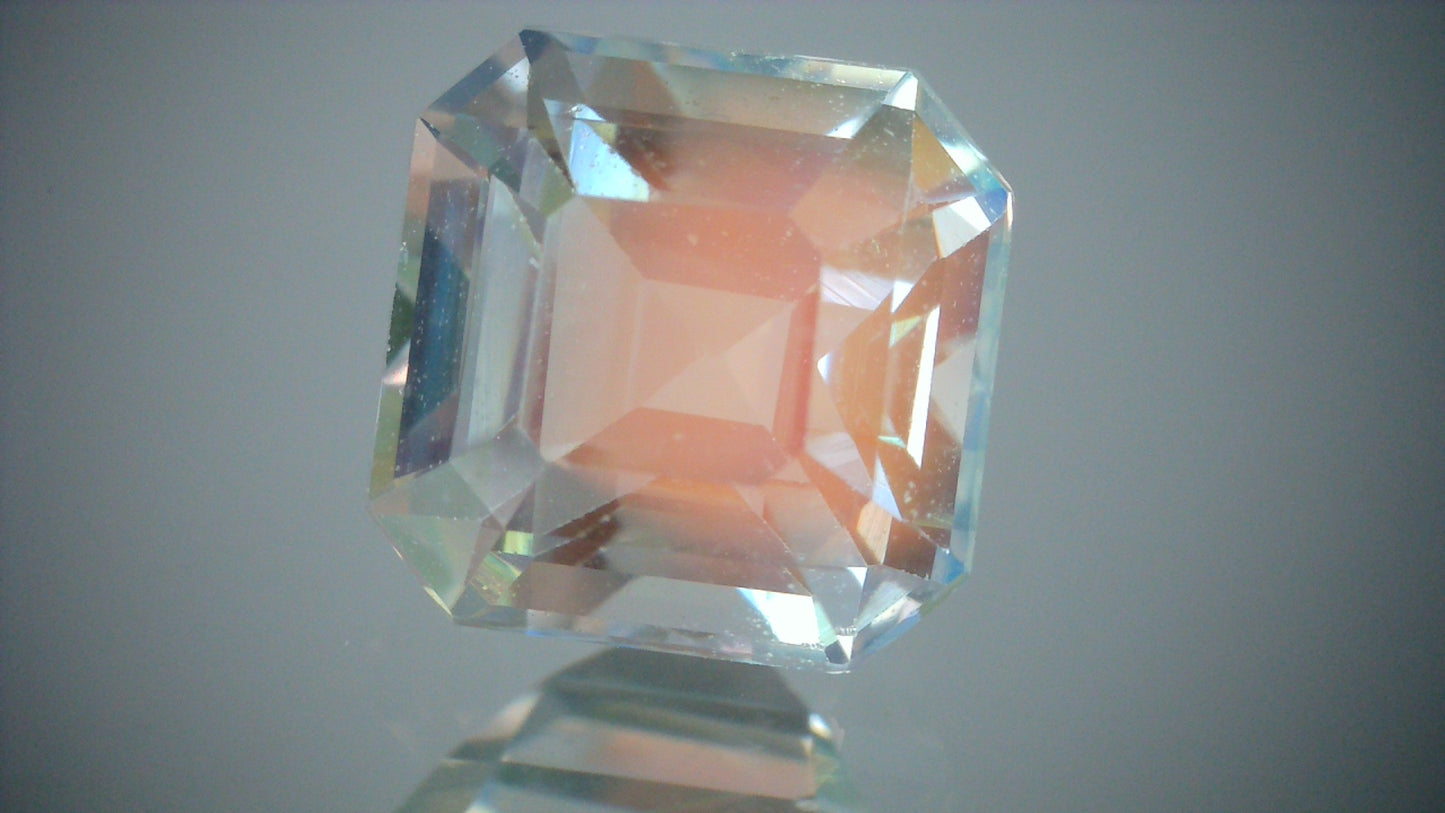レインボームーンストーン 1.32ct  【IR0802269-1】