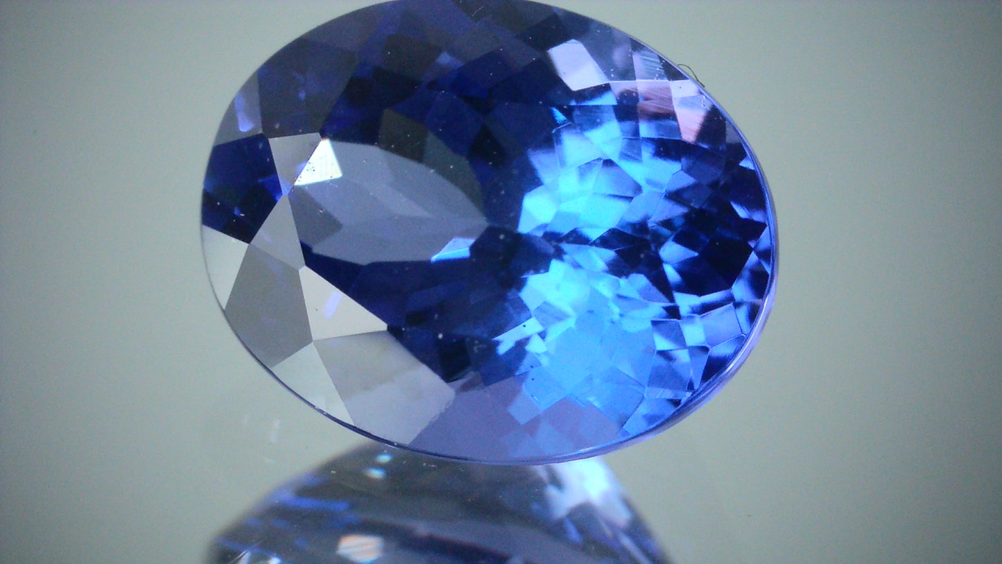 タンザナイト 2.26ct 【D7-134】