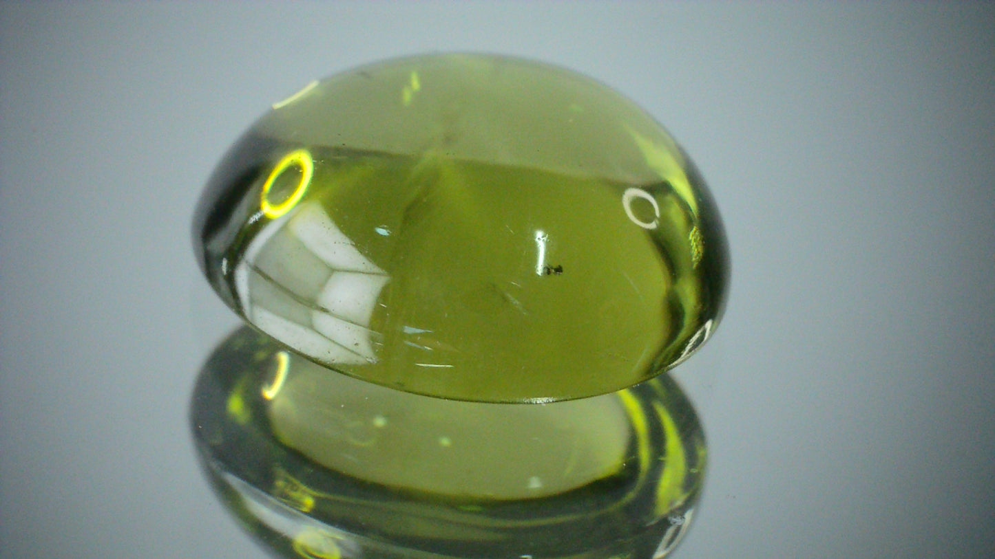 ペリドット 3.15ct 【D7-138】