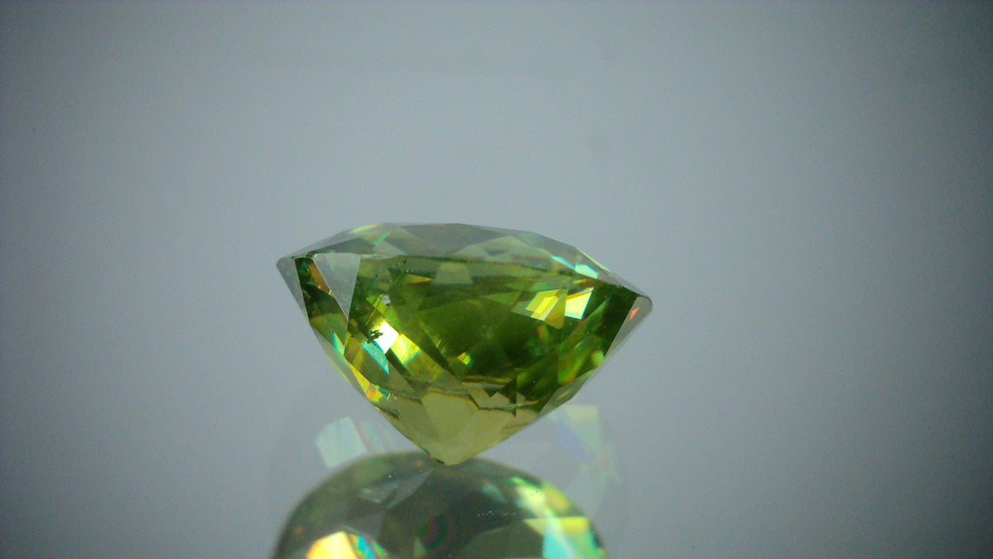 スフェーン 1.12ct 【D7-145】