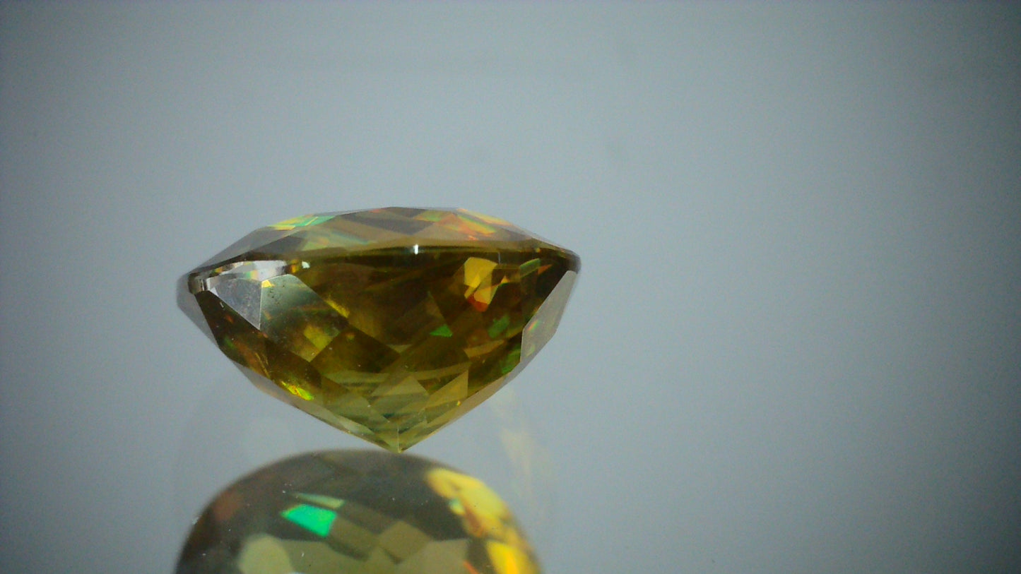 スフェーン 1.34ct 【D7-147】