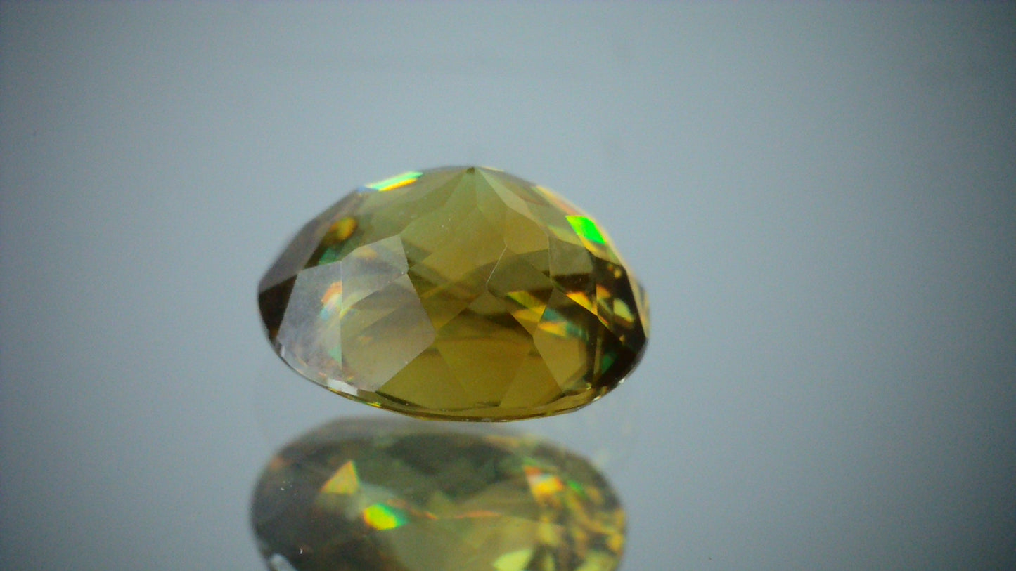 スフェーン 1.34ct 【D7-147】