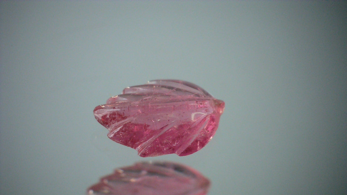 カービングサファイア 0.15ct 【AR1130】