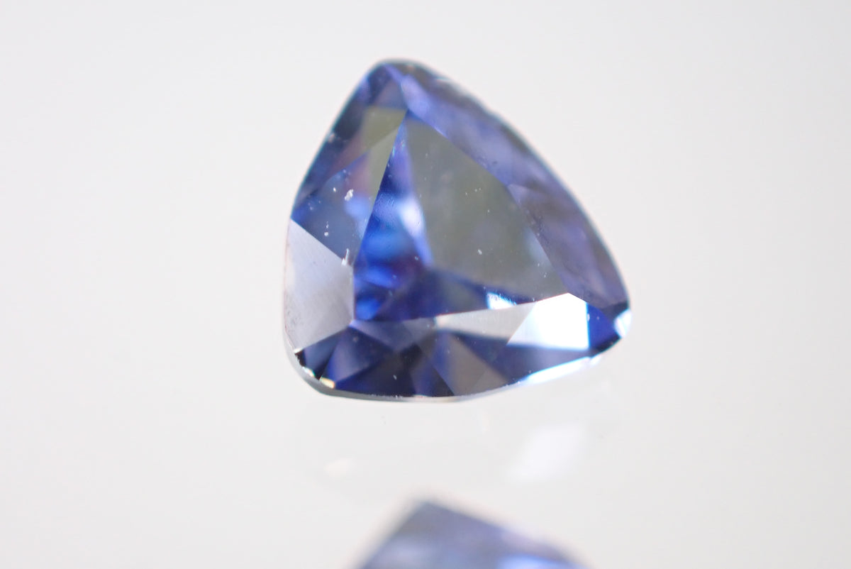 ベニトアイト 0.18ct 【IR041】