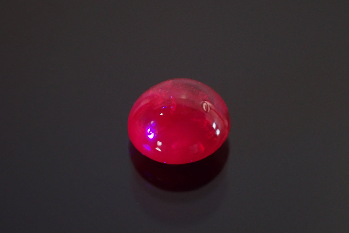 カボションルビー 0.57ct 【AR1149】