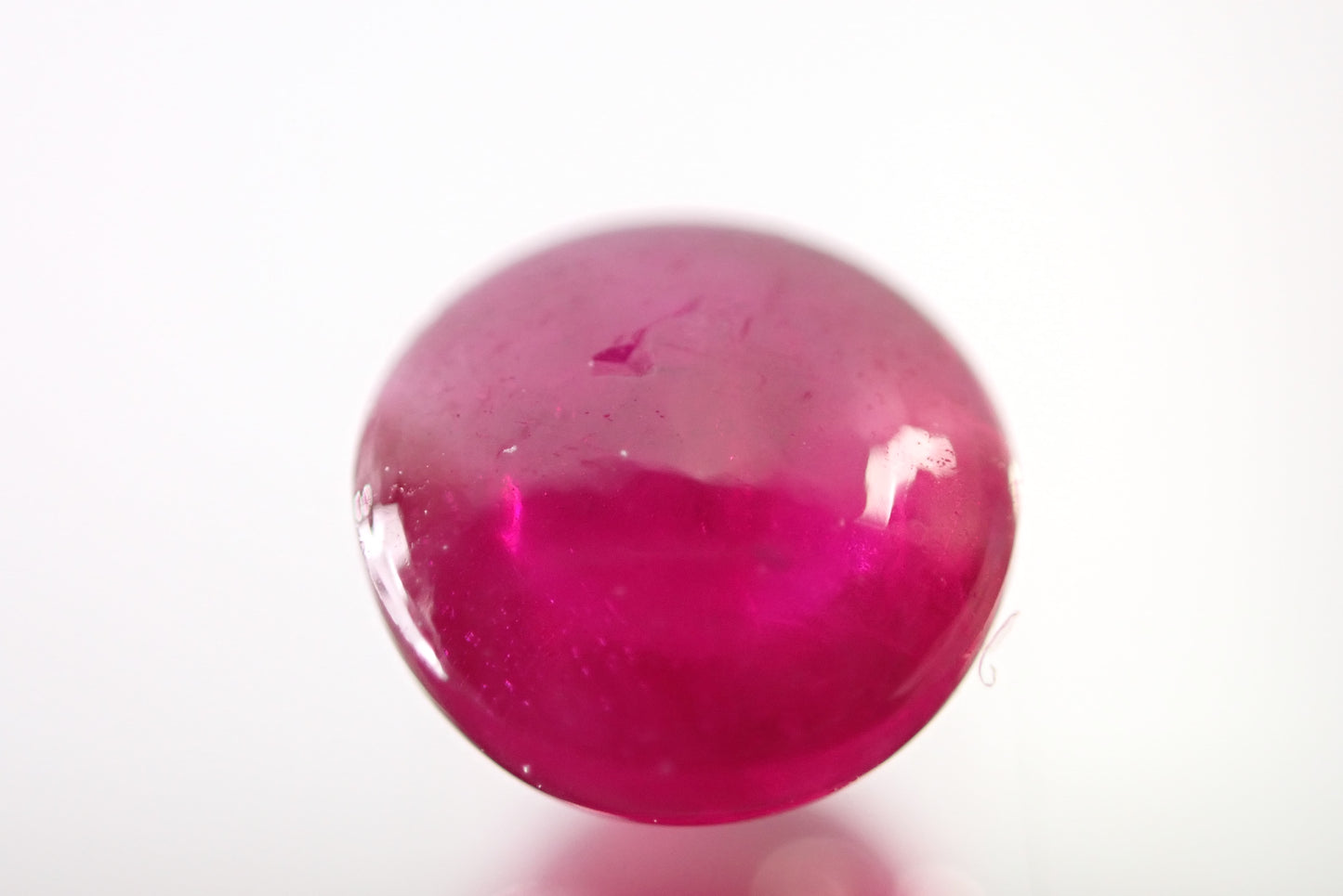 カボションルビー 0.61ct 【AR1151】