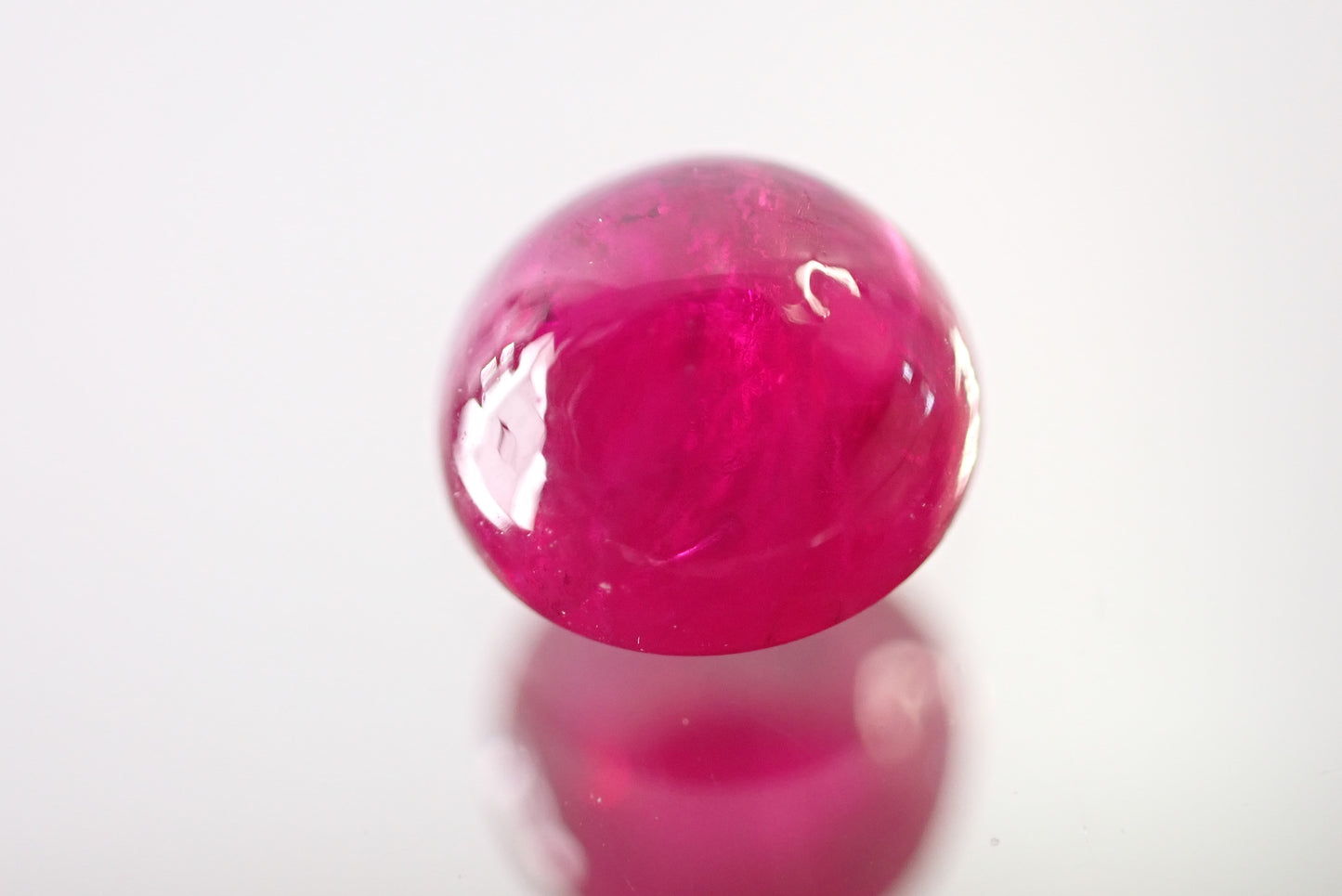 カボションルビー 0.61ct 【AR1151】