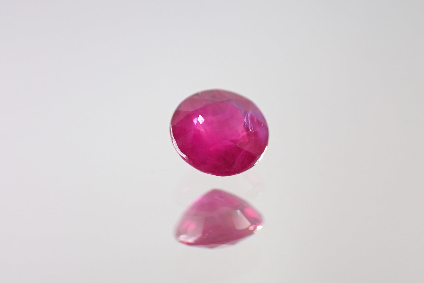 ルビー 0.95ct 【AR1140】