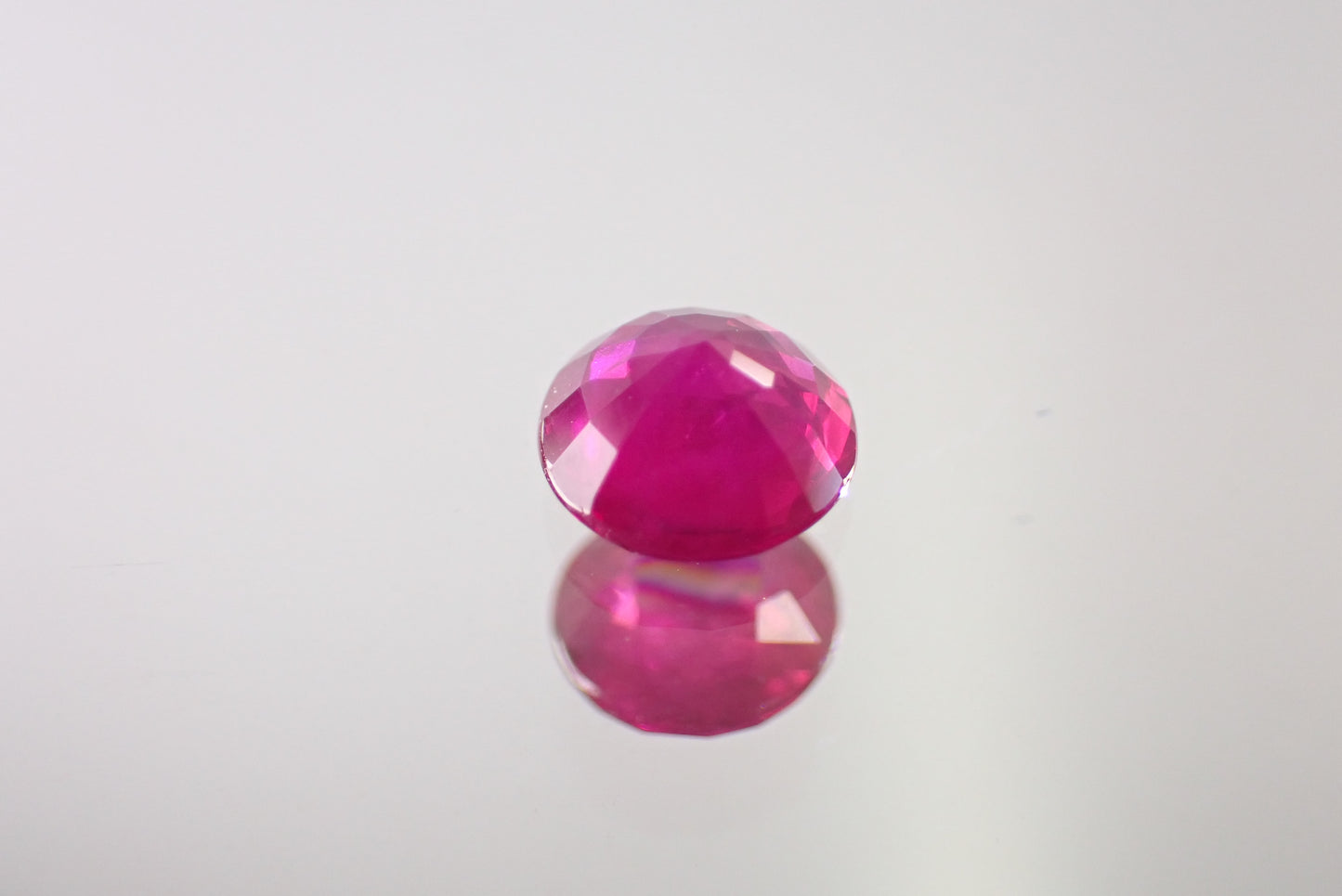 ルビー 0.95ct 【AR1140】