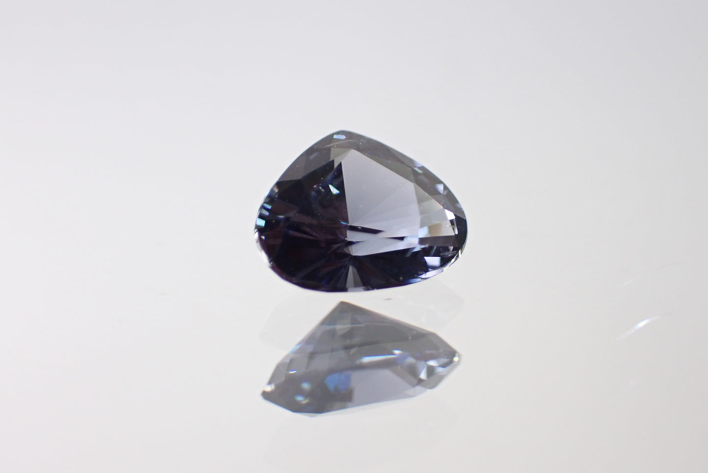 バイオレットスピネル 1.15ct 【AR900】