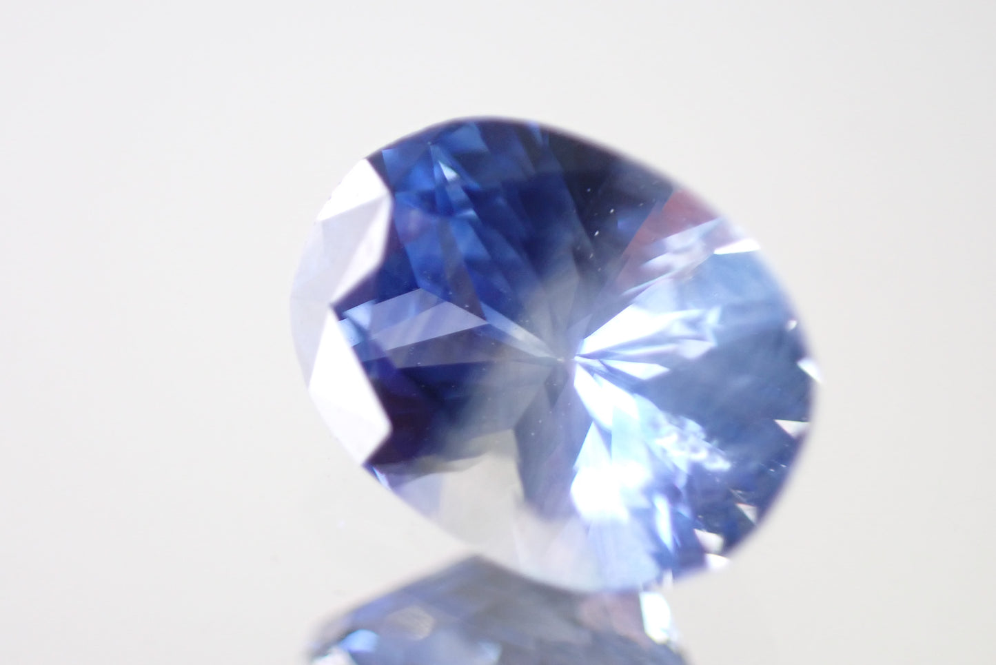 バイカラーサファイア 1.20ct 【AR1194】