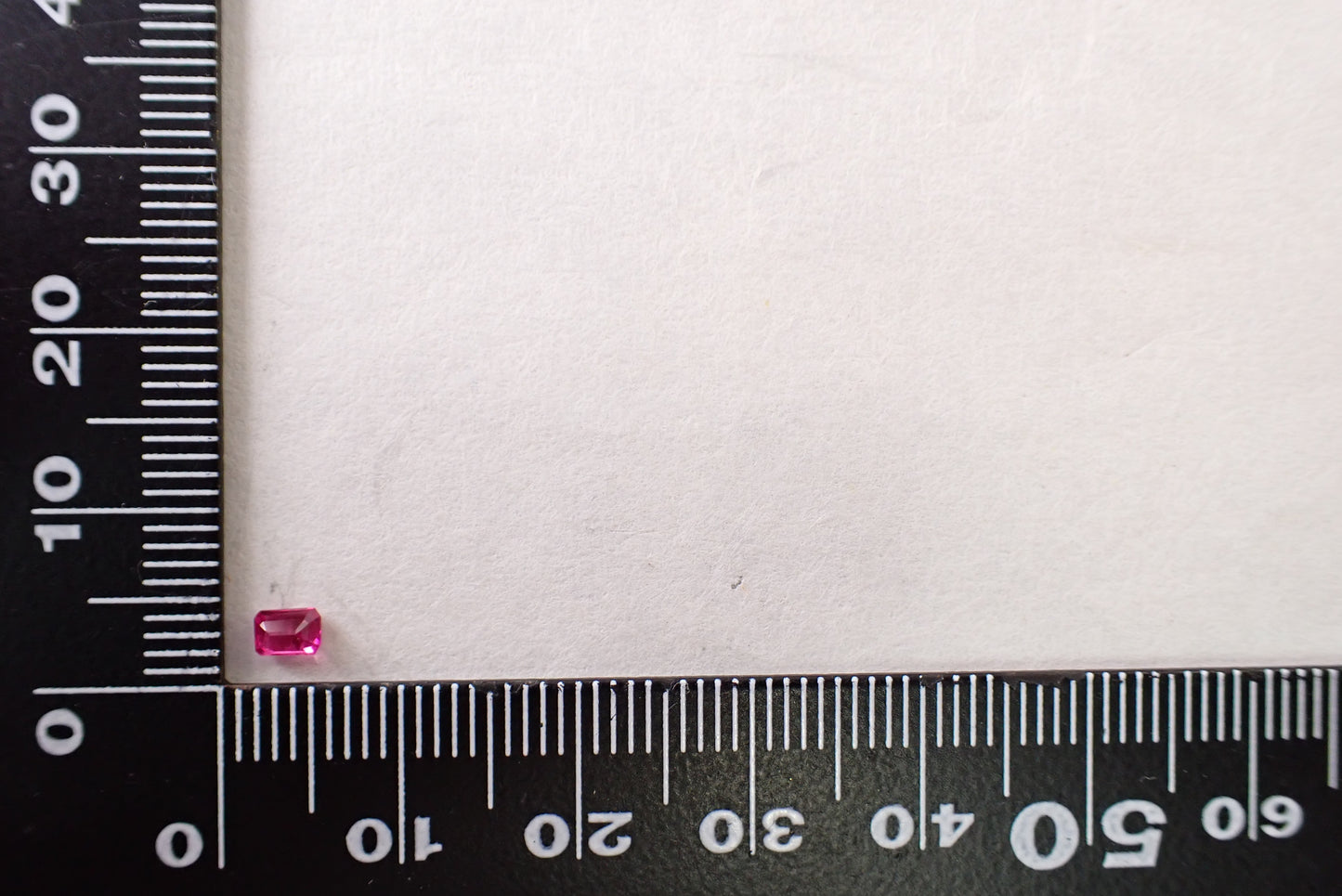 ルビー 0.21ct 【D7-132】