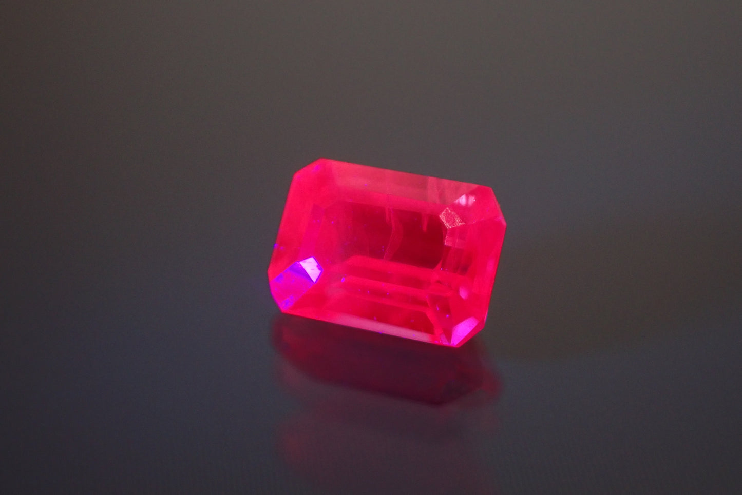 ルビー 0.21ct 【D7-132】