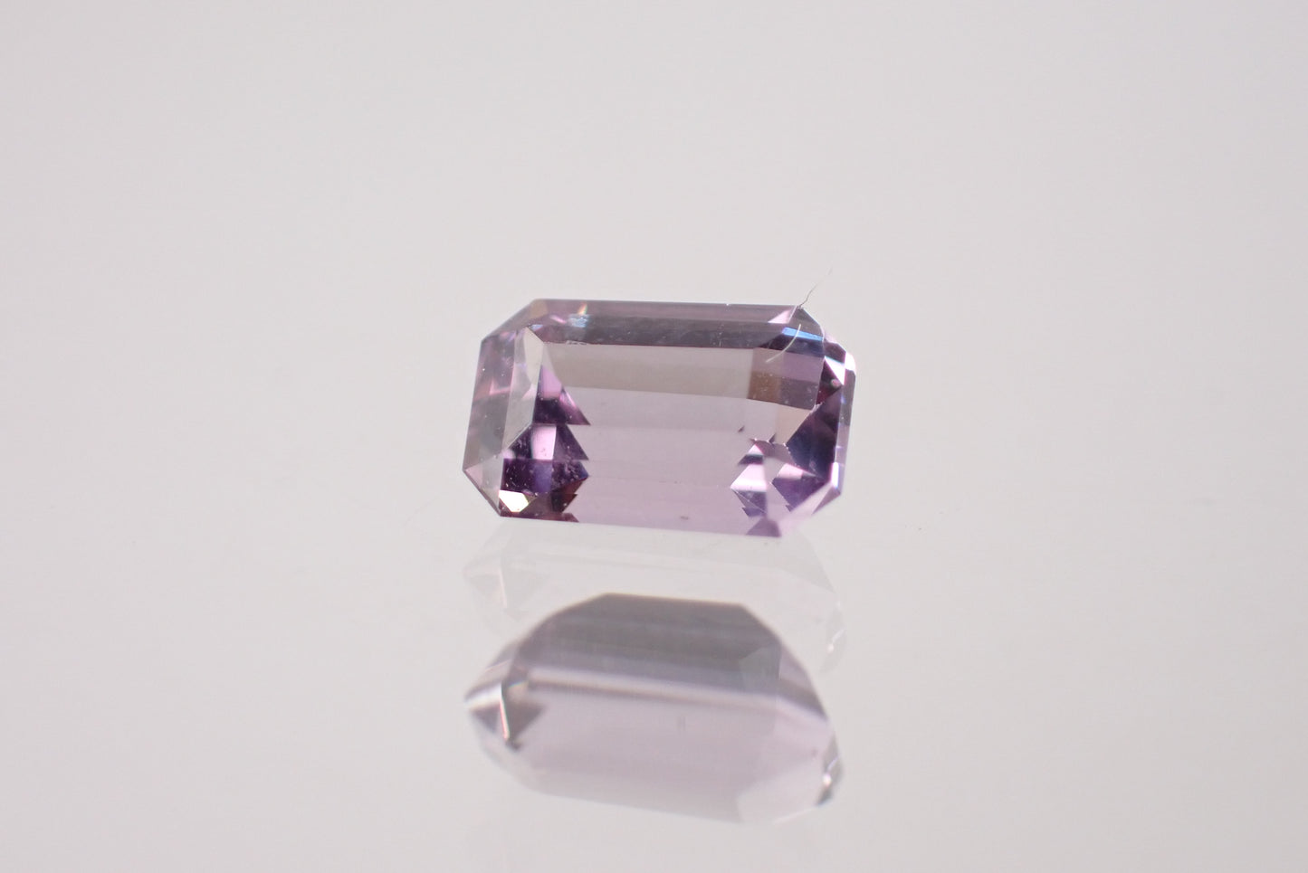 パープルスピネル 0.462ct  【AR895】