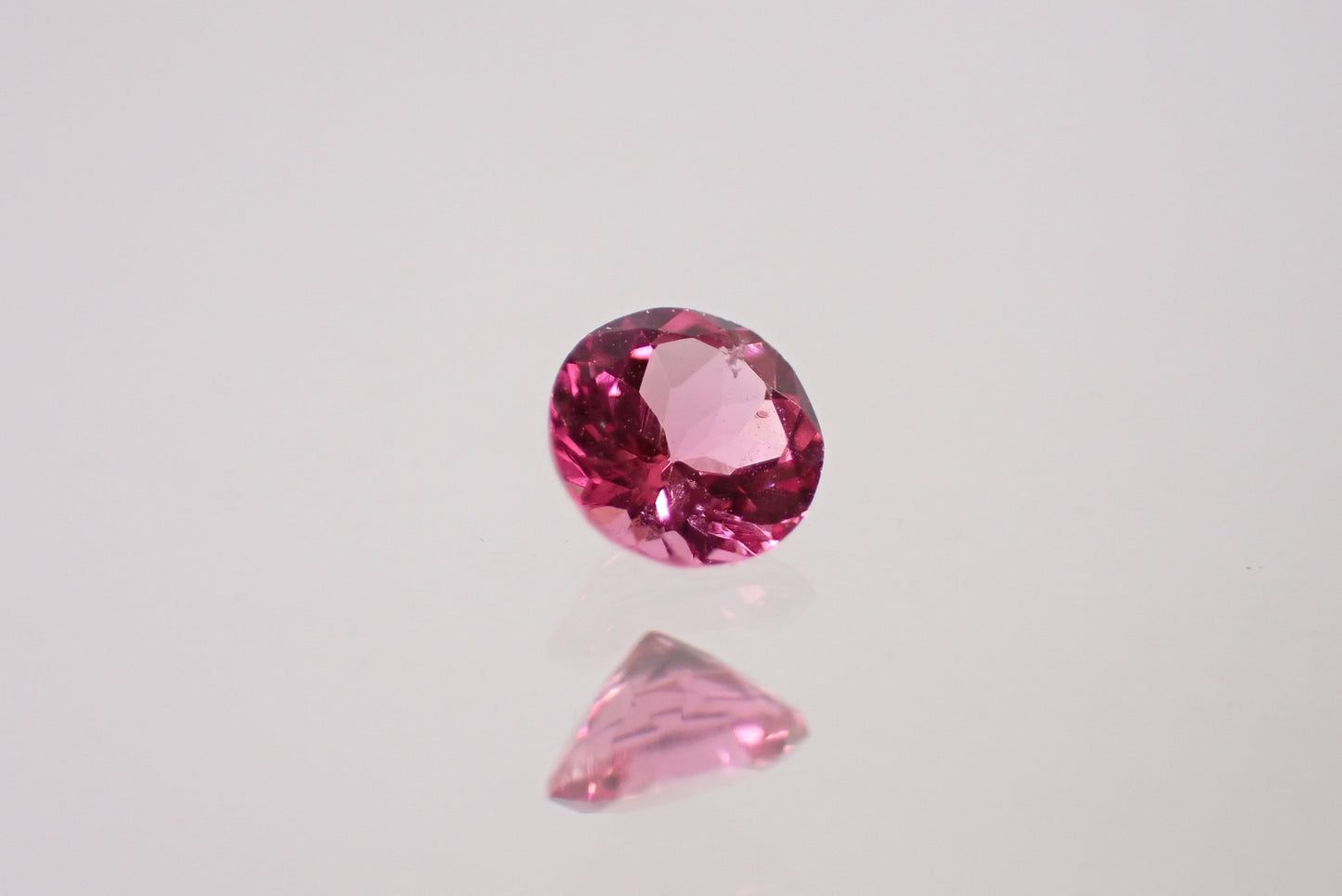 マヘンゲスピネル 0.26ct  【R1231】