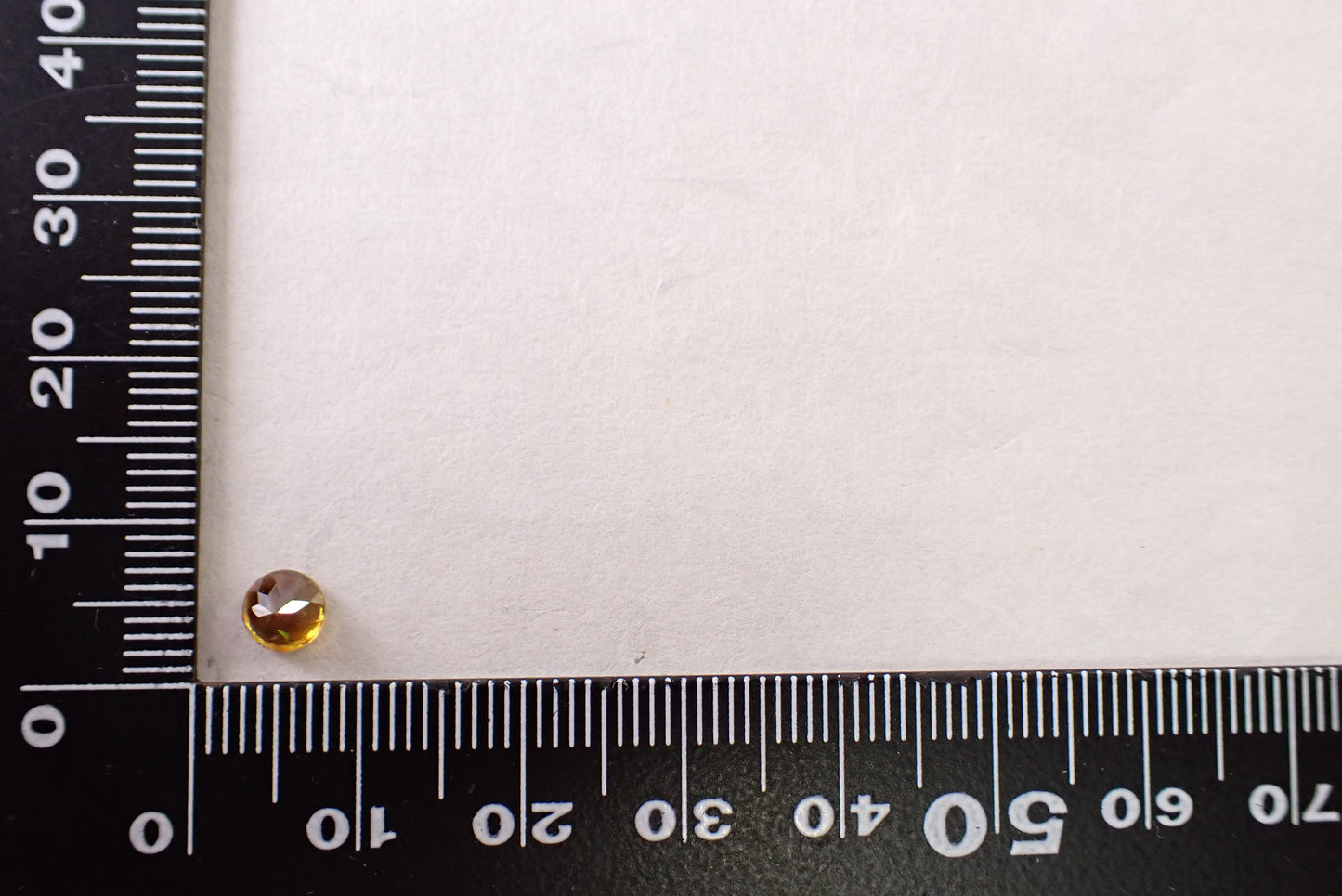 スフェーン 0.58ct  【K8775-3】