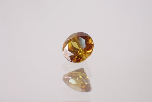 スフェーン 0.58ct  【K8775-3】