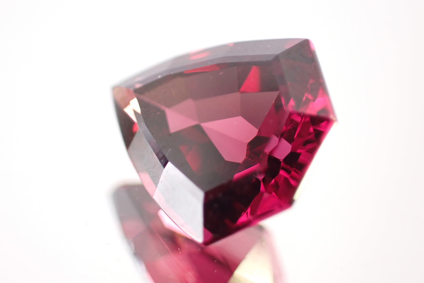 ガーネット 3.25ct 【AR1186】