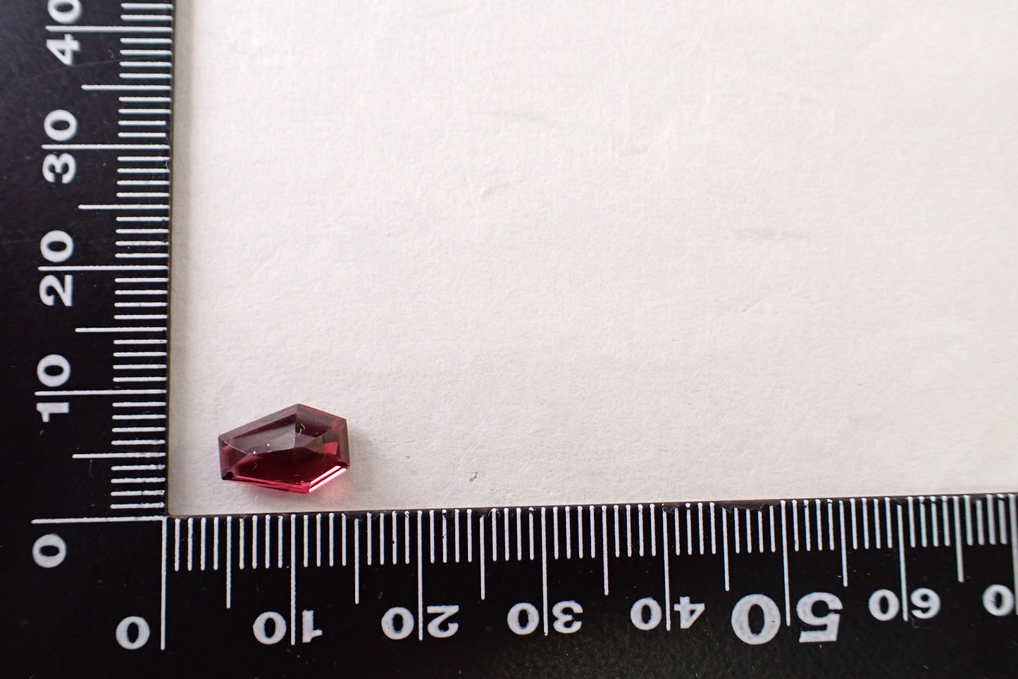 ガーネット 2.58ct 【AR1176】