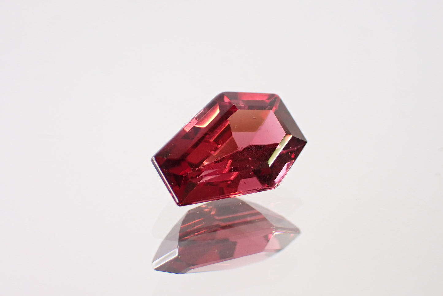 ガーネット 2.58ct 【AR1176】