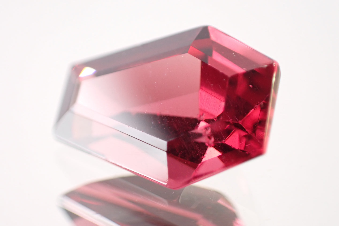 ガーネット 2.58ct 【AR1176】