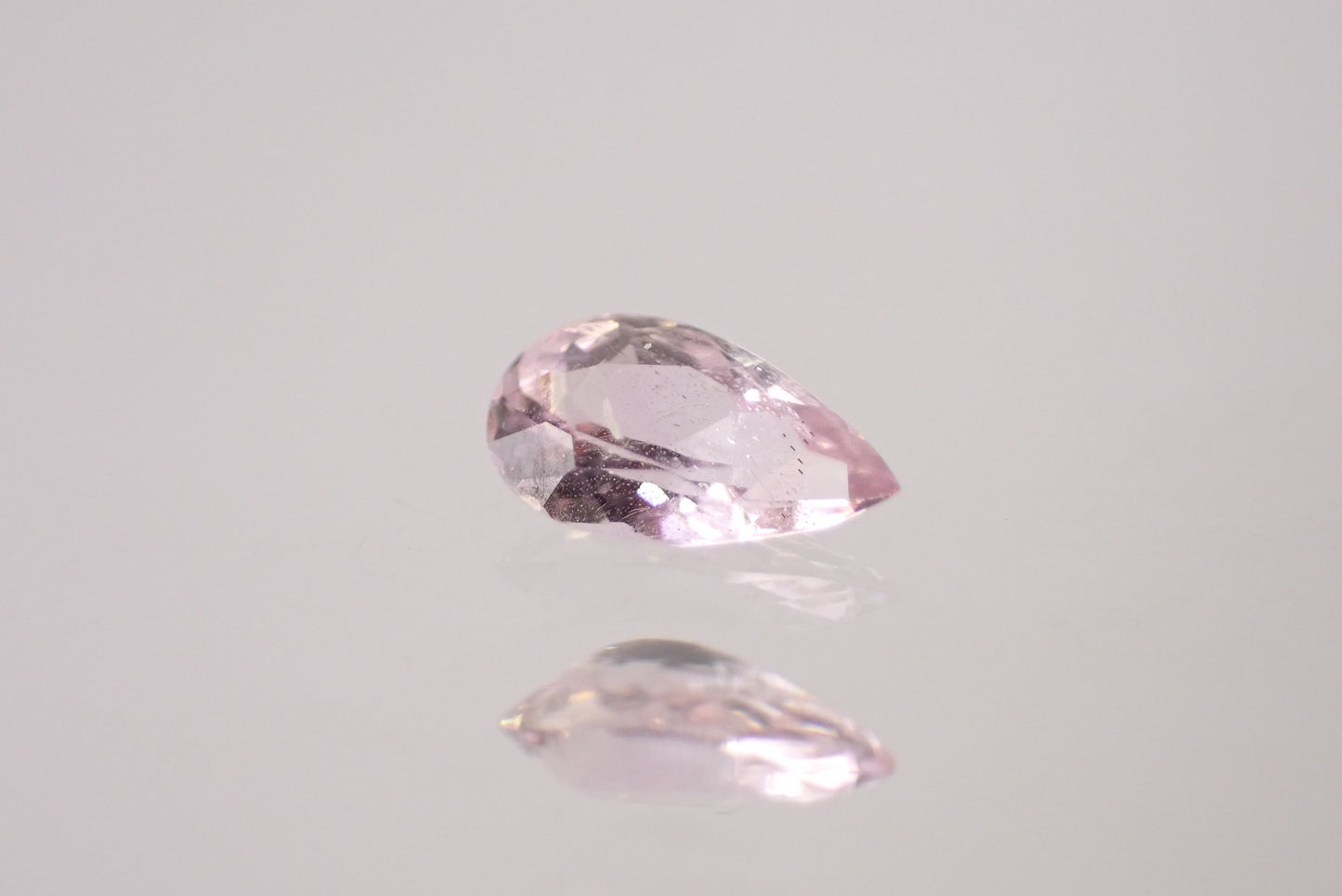 ピンクゾイサイト 0.13ct  【AR851】