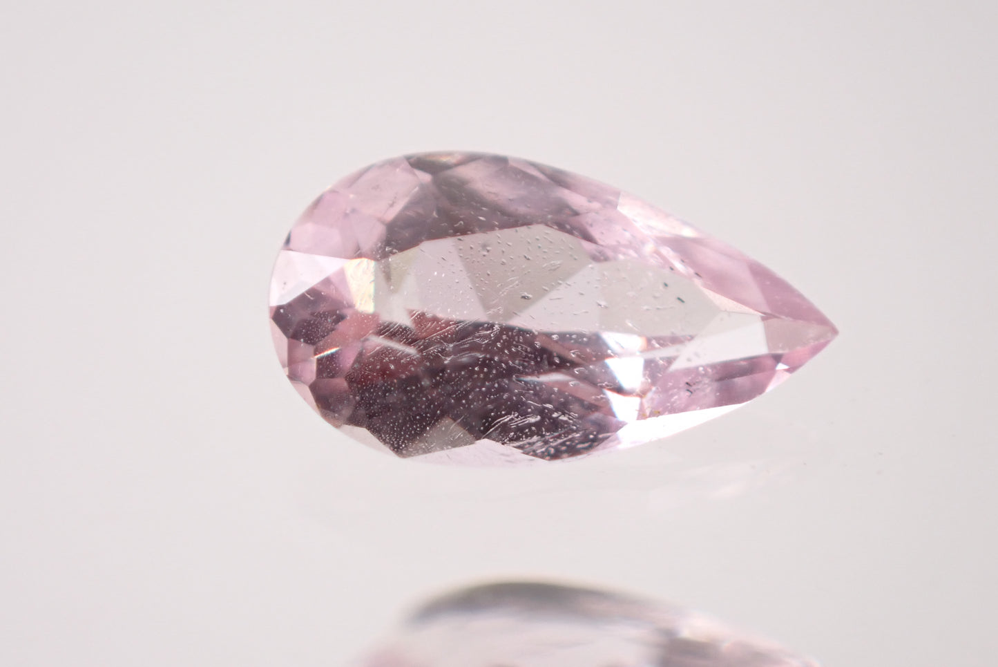 ピンクゾイサイト 0.13ct  【AR851】