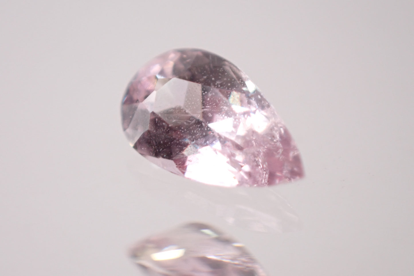 ピンクゾイサイト 0.13ct  【AR851】