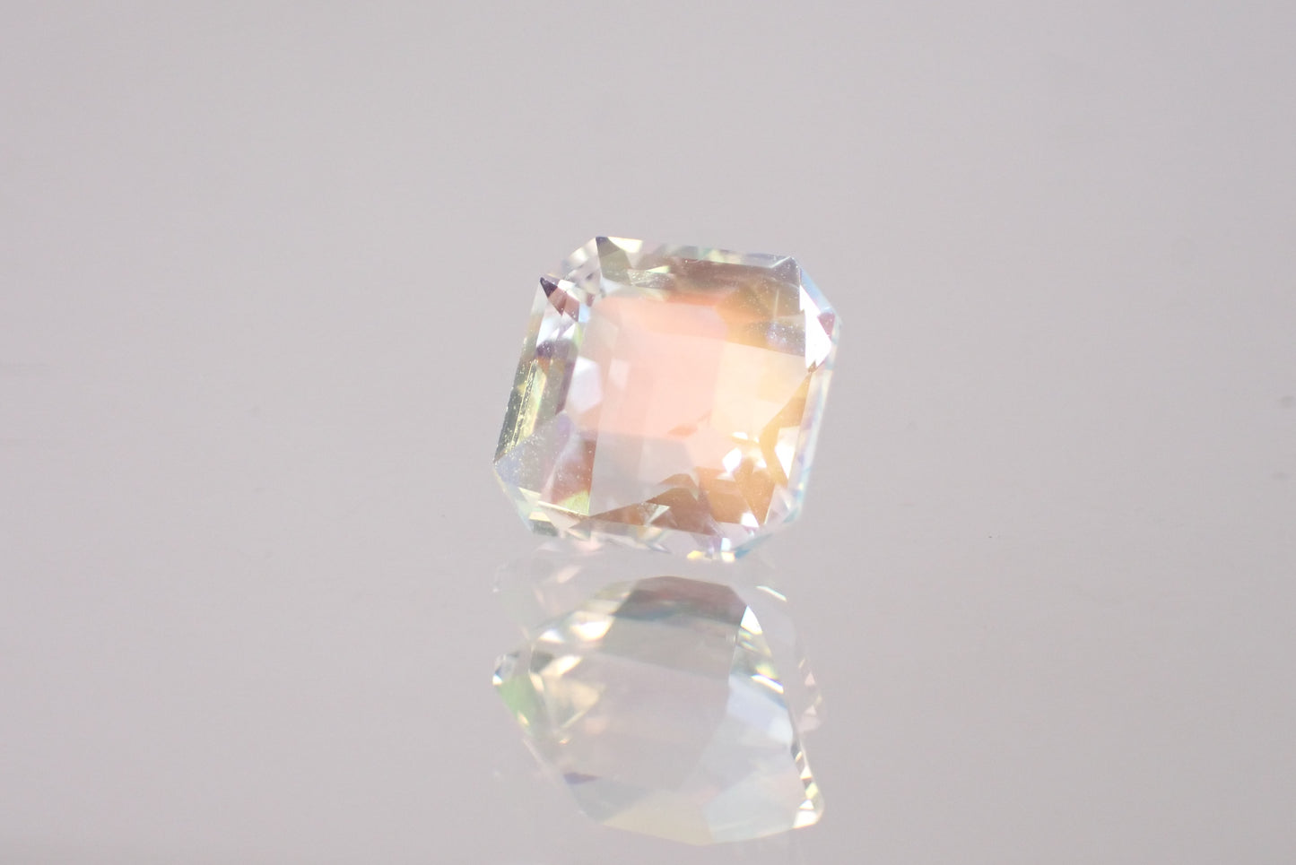 レインボームーンストーン 1.32ct  【IR0802269-1】