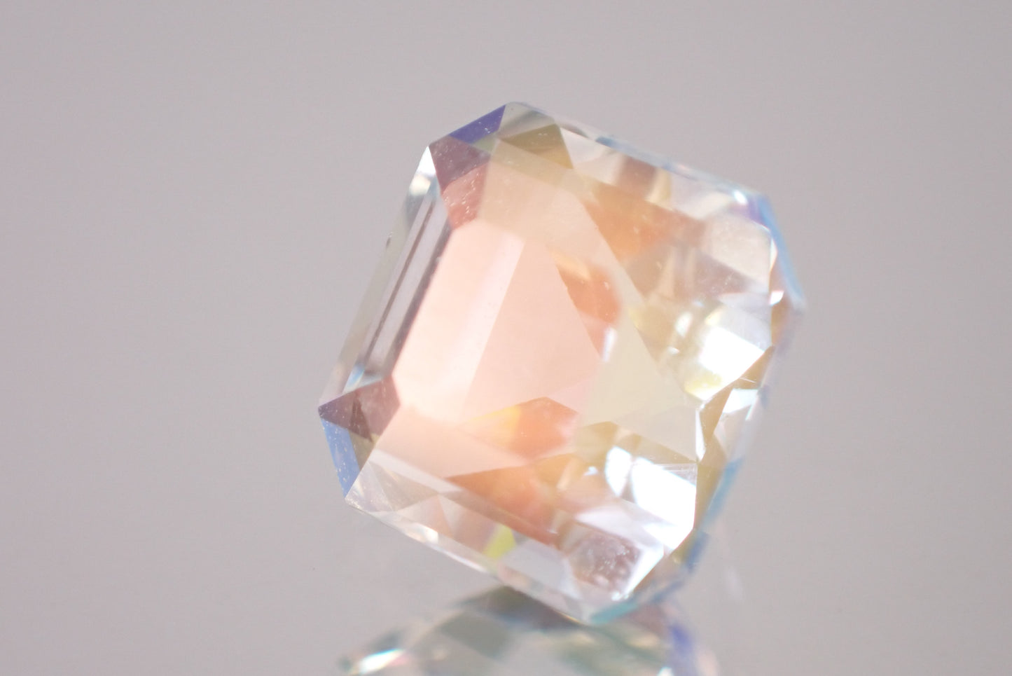 レインボームーンストーン 1.32ct  【IR0802269-1】