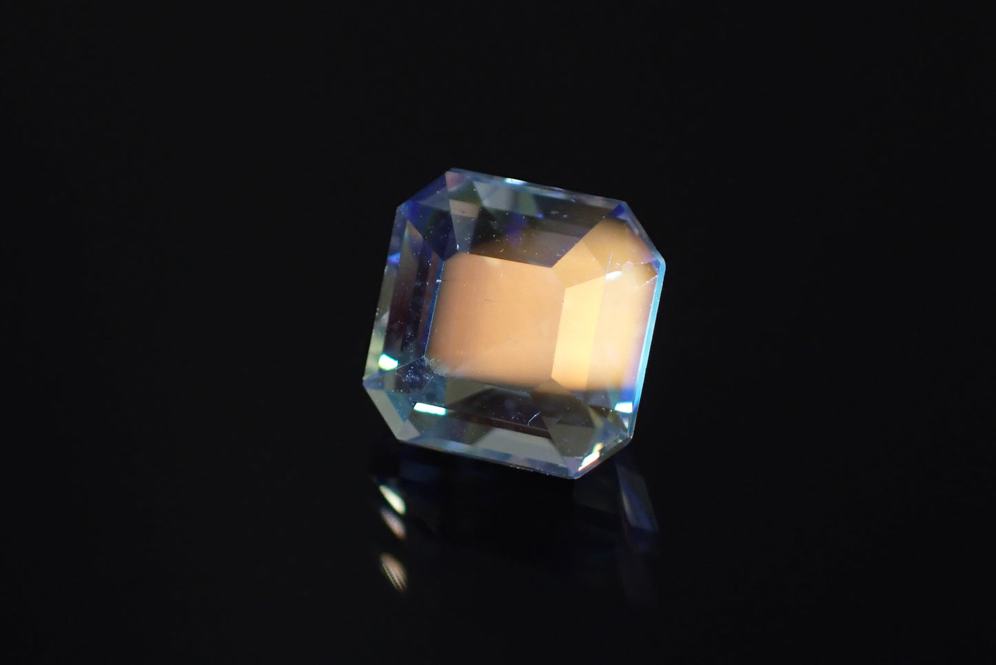 レインボームーンストーン 1.32ct  【IR0802269-1】