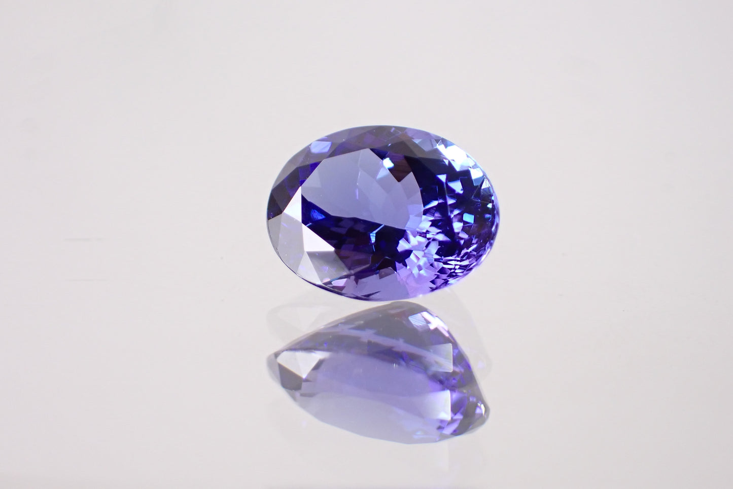 タンザナイト 2.46ct 【D7-133】
