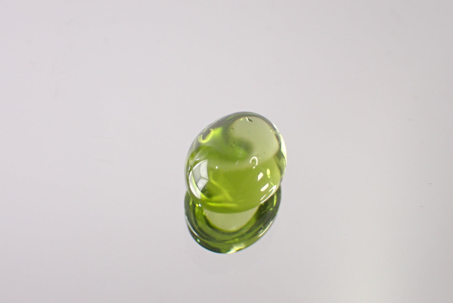 ペリドット 3.29ct 【D7-137】