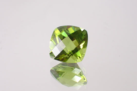 ペリドット 5.08ct 【D7-141】