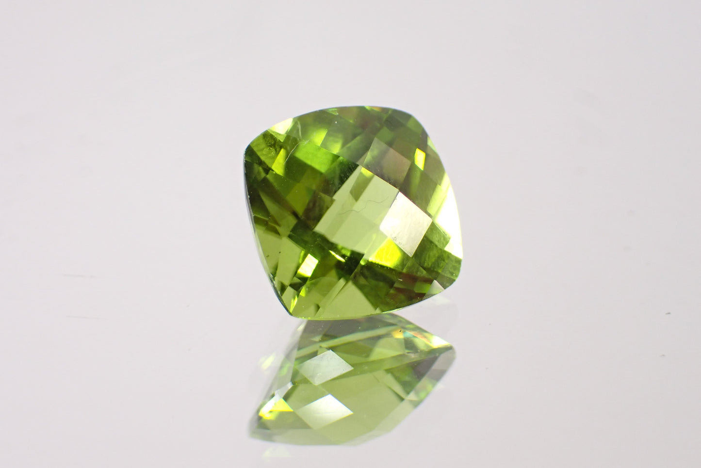 ペリドット 5.08ct 【D7-141】