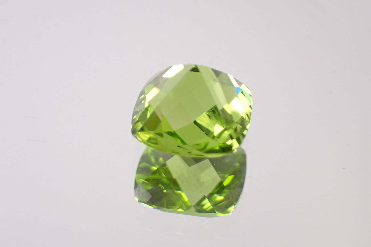 ペリドット 5.08ct 【D7-141】