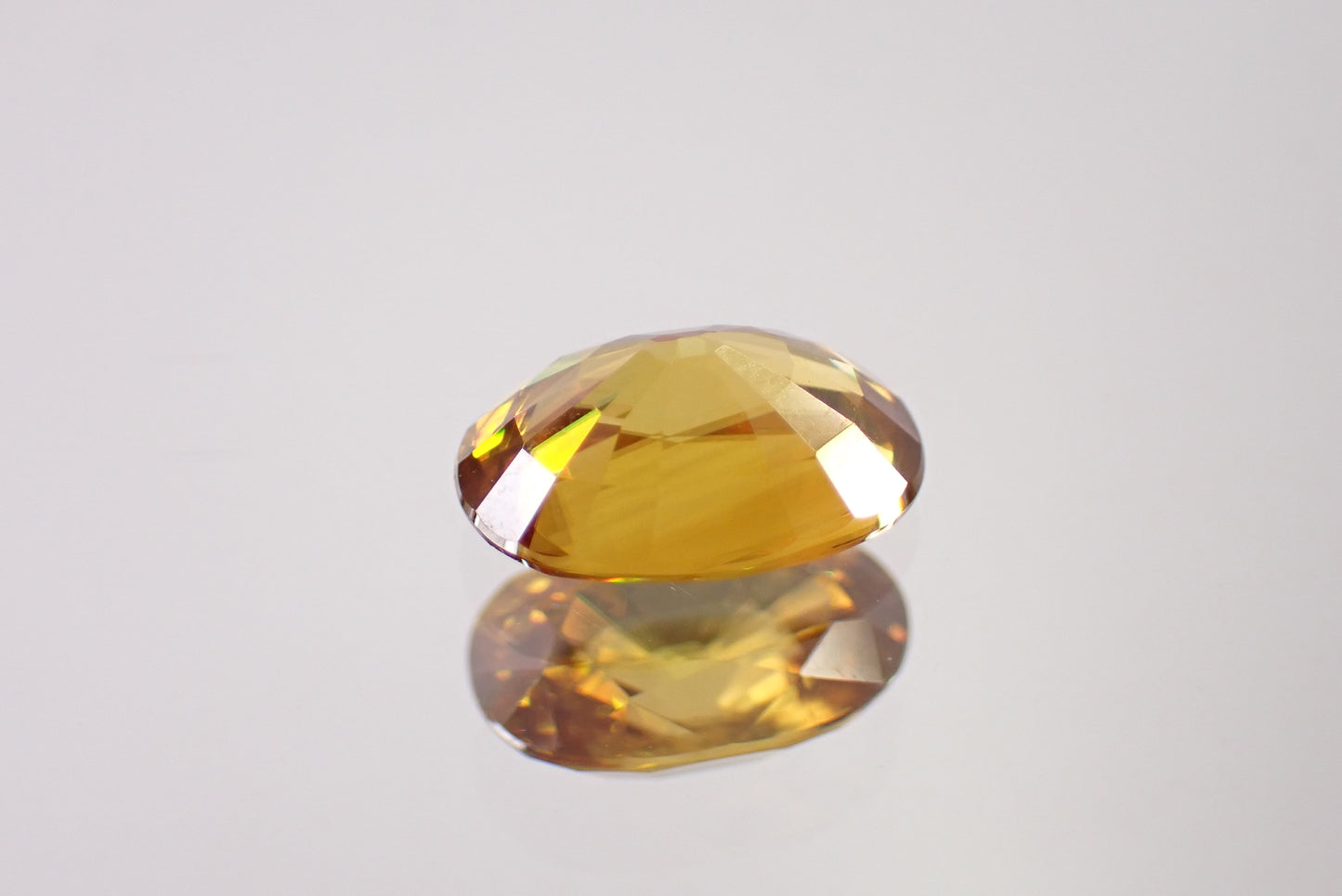 スフェーン 2.15ct 【D7-144】