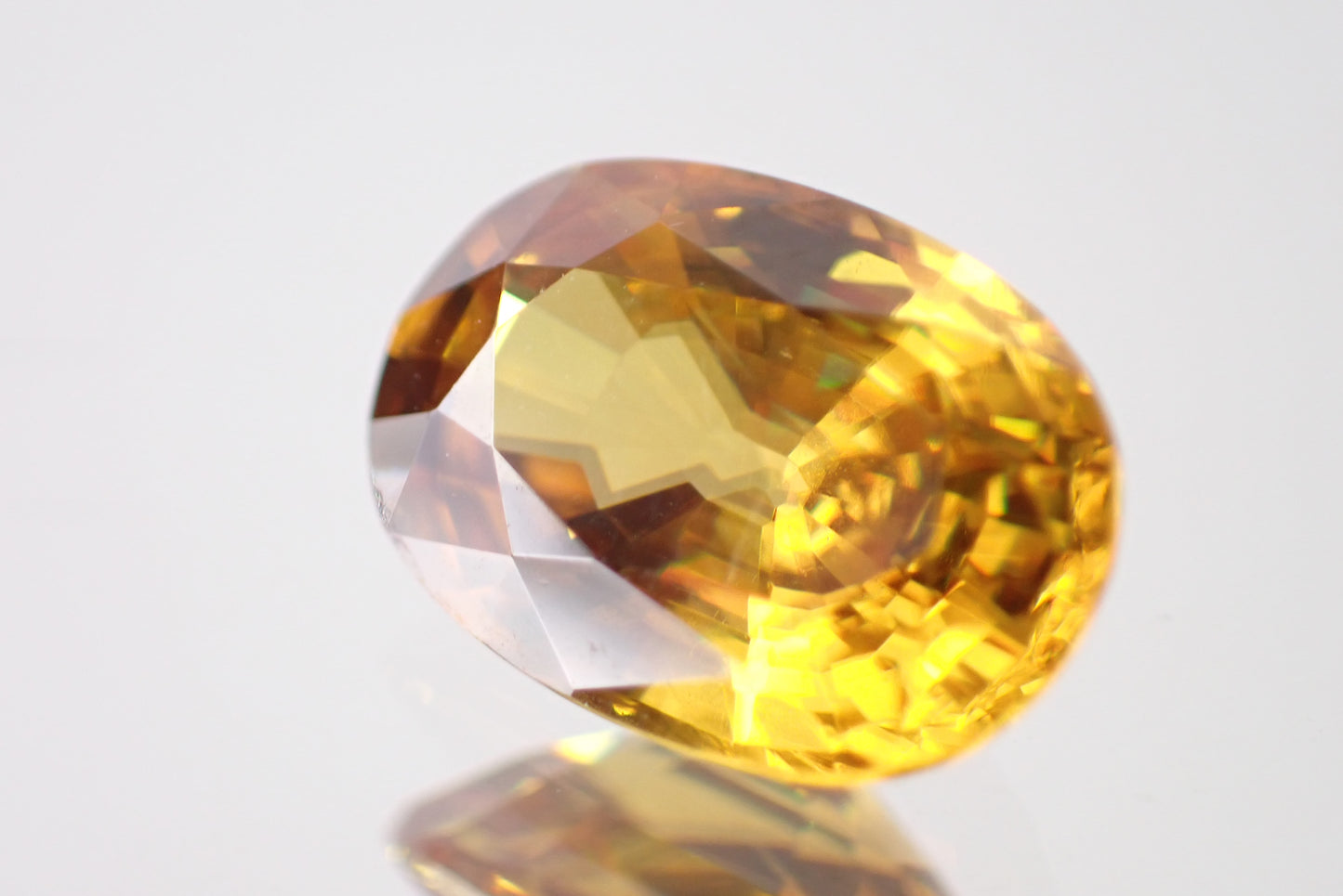 スフェーン 2.15ct 【D7-144】