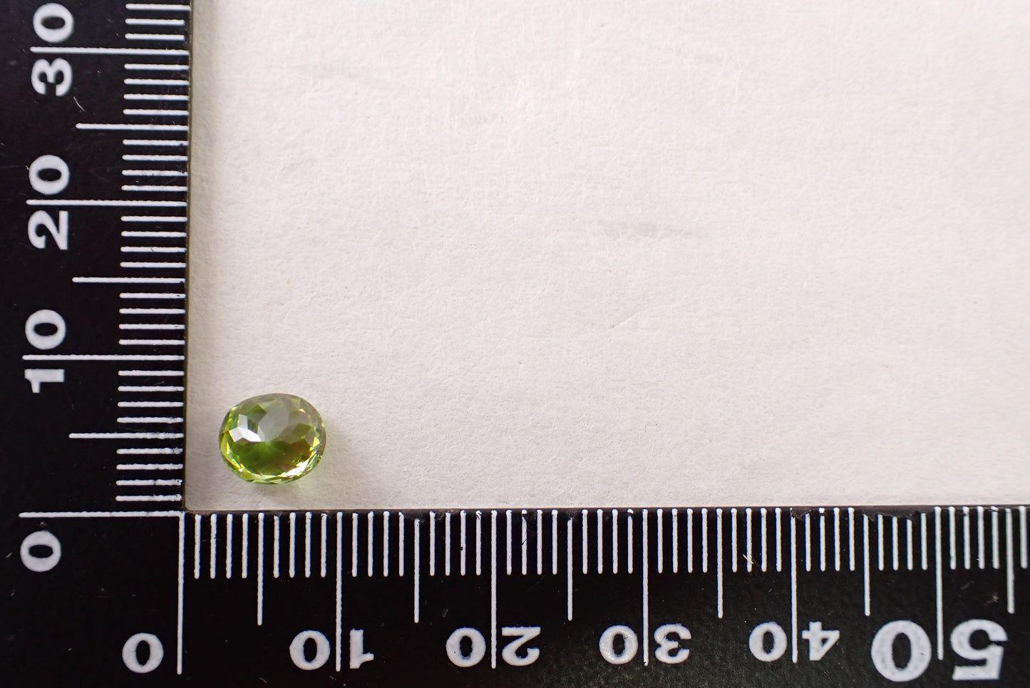 スフェーン 1.12ct 【D7-145】