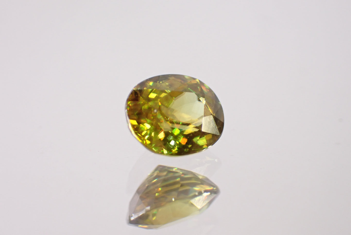 スフェーン 1.34ct 【D7-147】