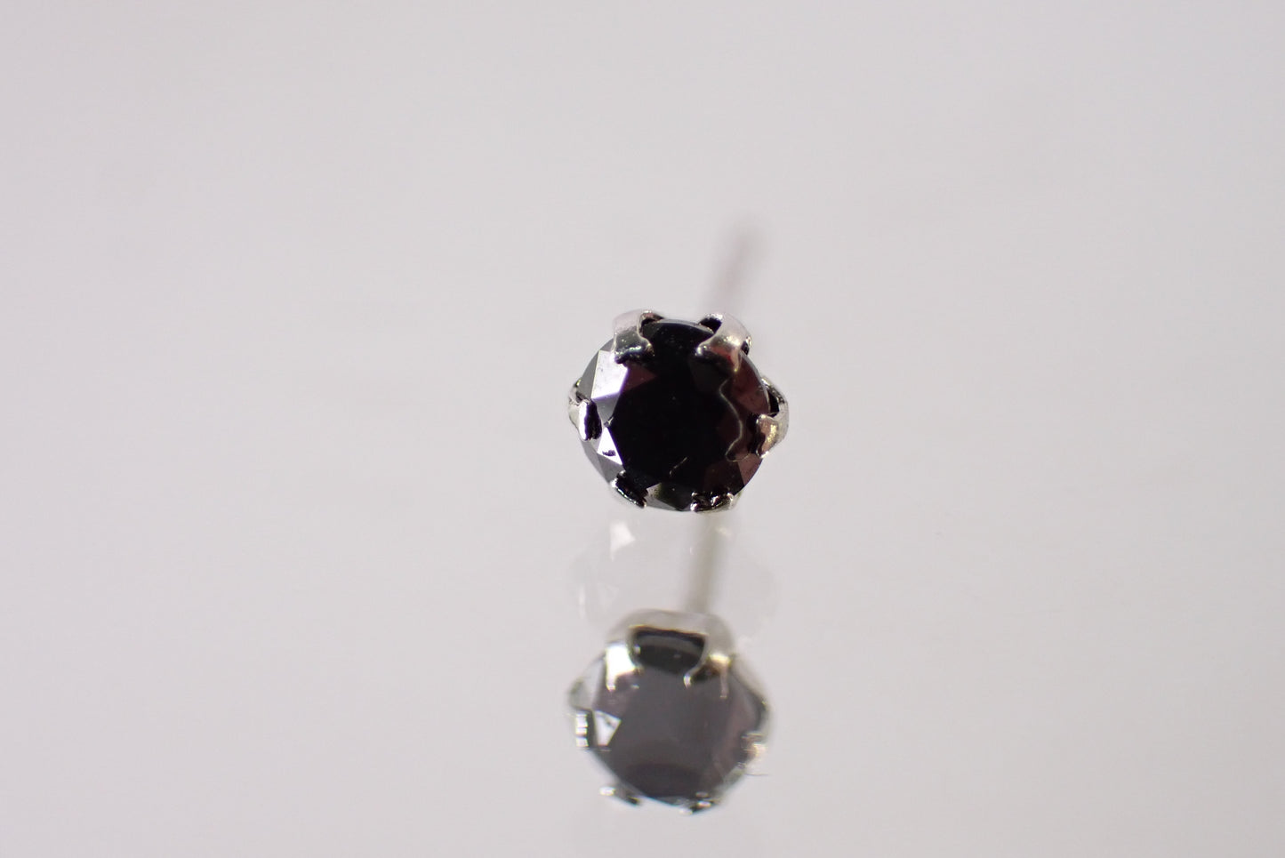 ブラックダイヤモンド Pt900 ピアス【D7-156】