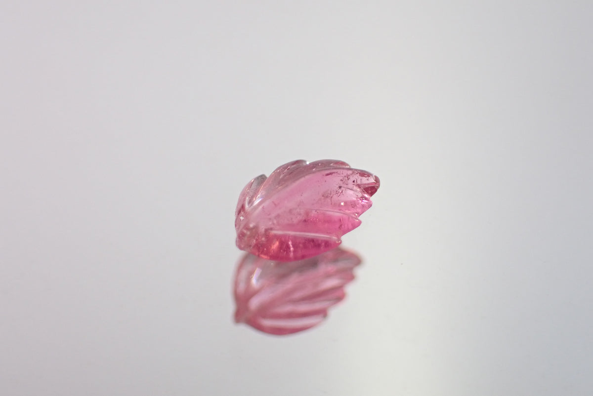 カービングサファイア 0.15ct 【AR1130】