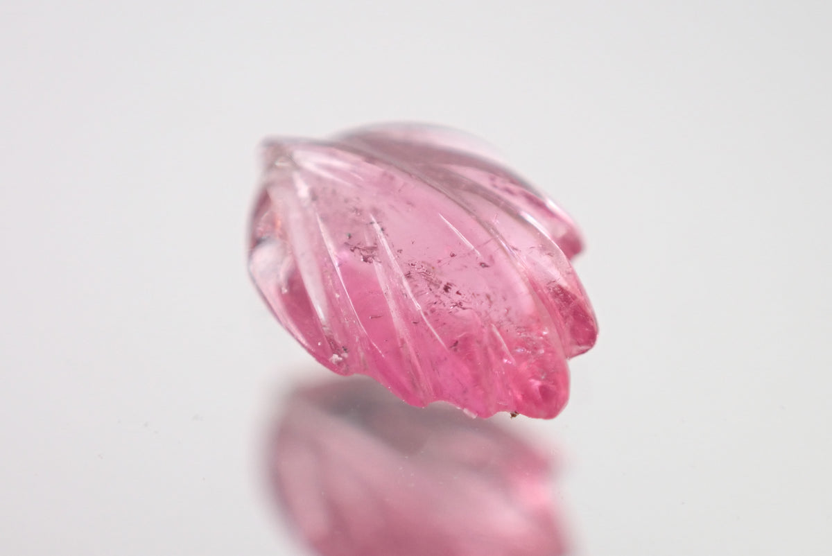 カービングサファイア 0.15ct 【AR1130】