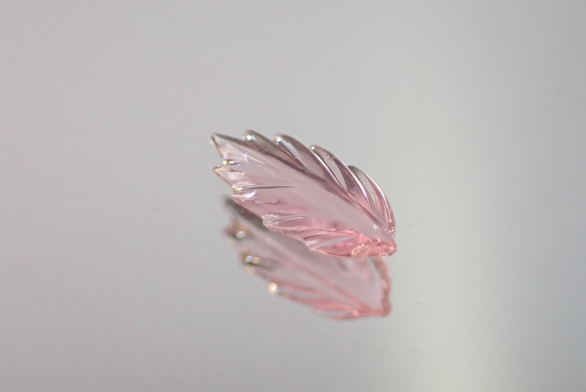 カービングサファイア 0.29ct 【AR1135】